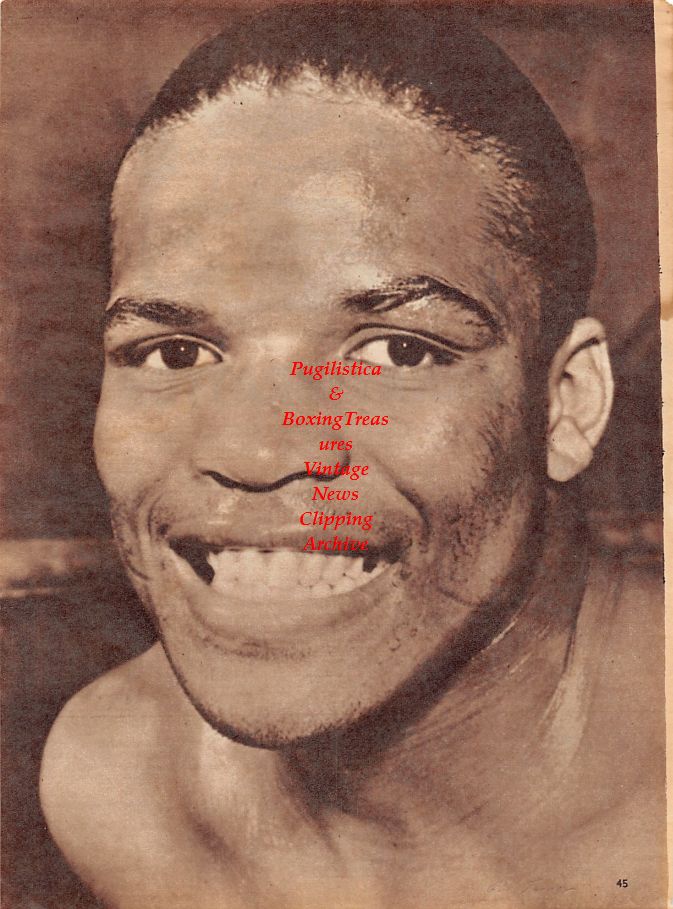 Boxing News Clipping #1317 - Gil Turner pin-up, Johnny Bratton vs. Kid Gavilan