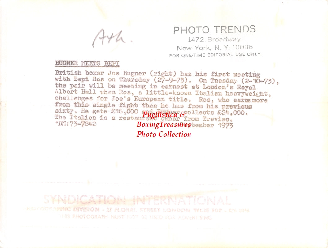Boxing Photo #1381 - Joe Bugner vs. Giuseppe "Bepi" Ros - vintage press photo