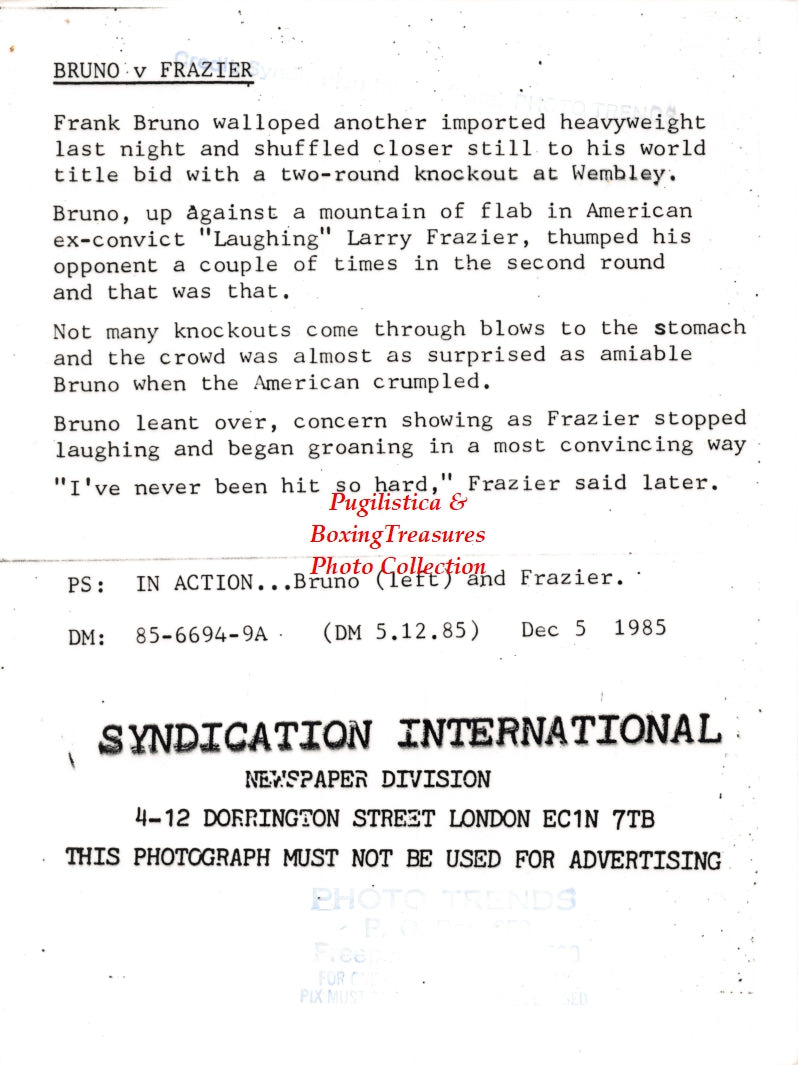 Boxing Photo #1385 - Frank Bruno vs. Larry Frazier - vintage press photograph