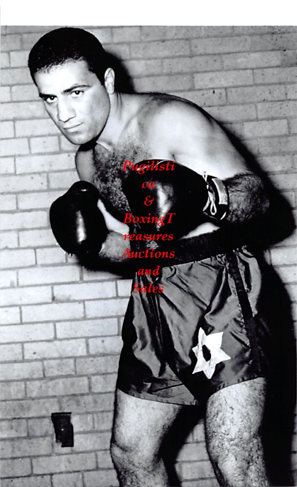 Boxing Photo #20 - Young King Solomon