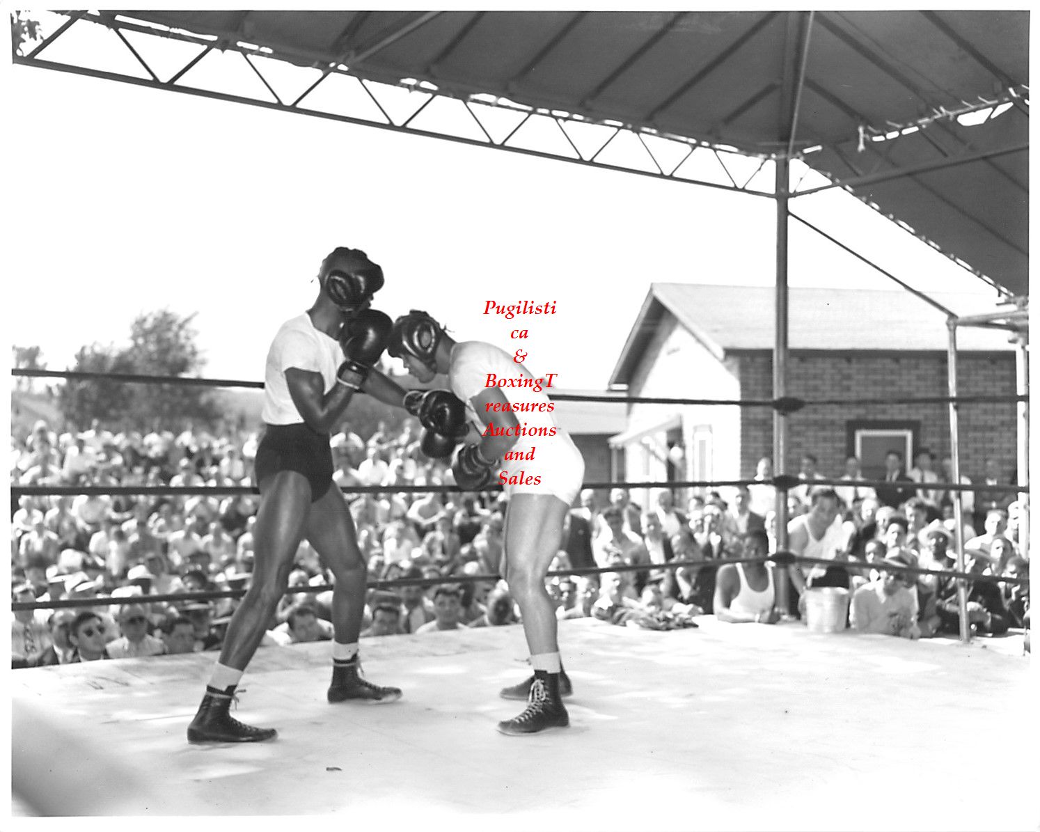 Boxing Photo #211 - Joe Louis and Sparring partner