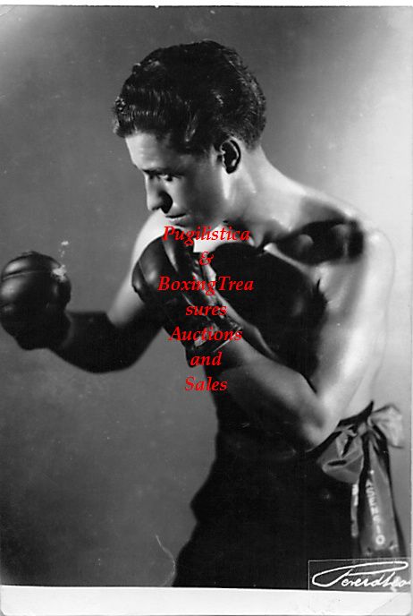 Boxing Photo #454 - Unidentified Boxer