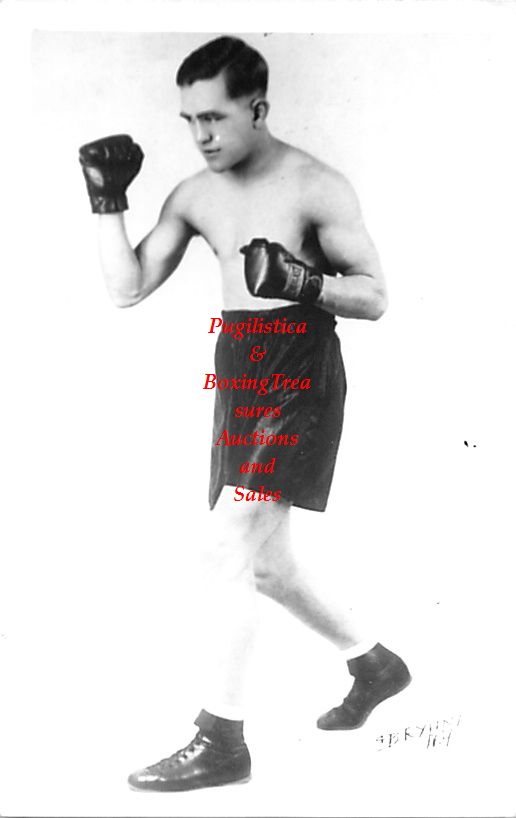 Boxing Photo #628 - Johnny Peters