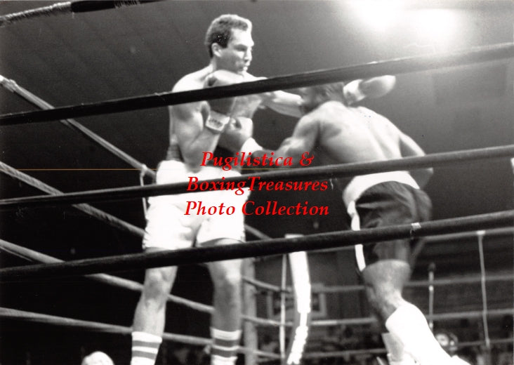 Boxing Photo #835 - Dwight Muhammad Qawi vs. James Salerno, Miami, Florida