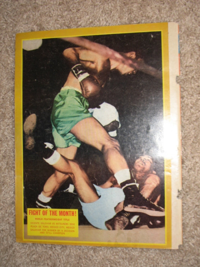 James J. Jeffries vs. Tom Sharkey, Vicente Saldivar vs. Mitsunori Seki - Vintage 1966 Boxing Illustrated Back Cover Pin-up
