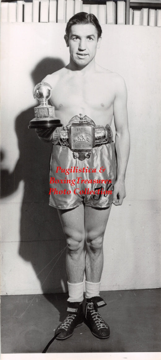 Boxing Photo #929 - Terry Allen