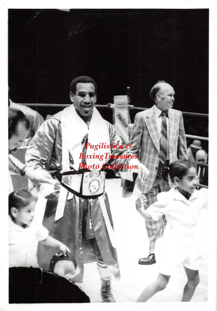 Boxing Photo #860 - Pedro Vilella