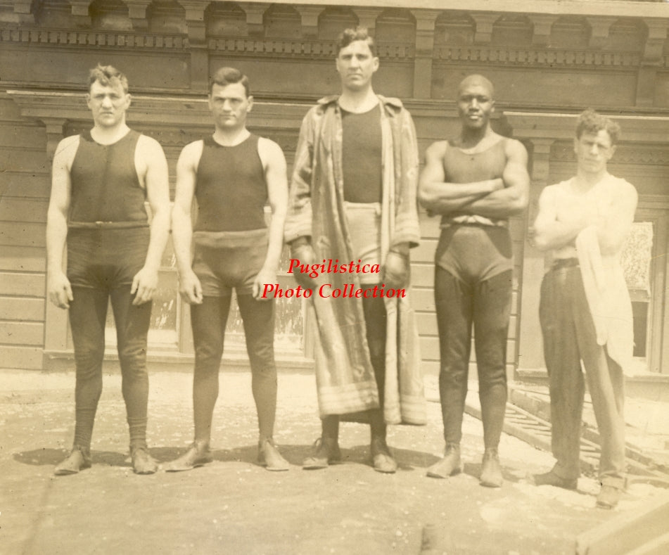 Jess Willard, Jim Cameron and Sparring Partners - 17x11 Boxing Photograph
