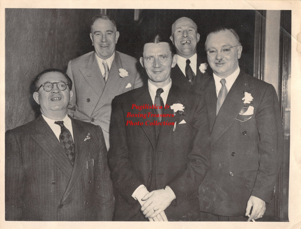 Boxing Photo #839 - Bobby Diamond and other British Boxing Fight Figures