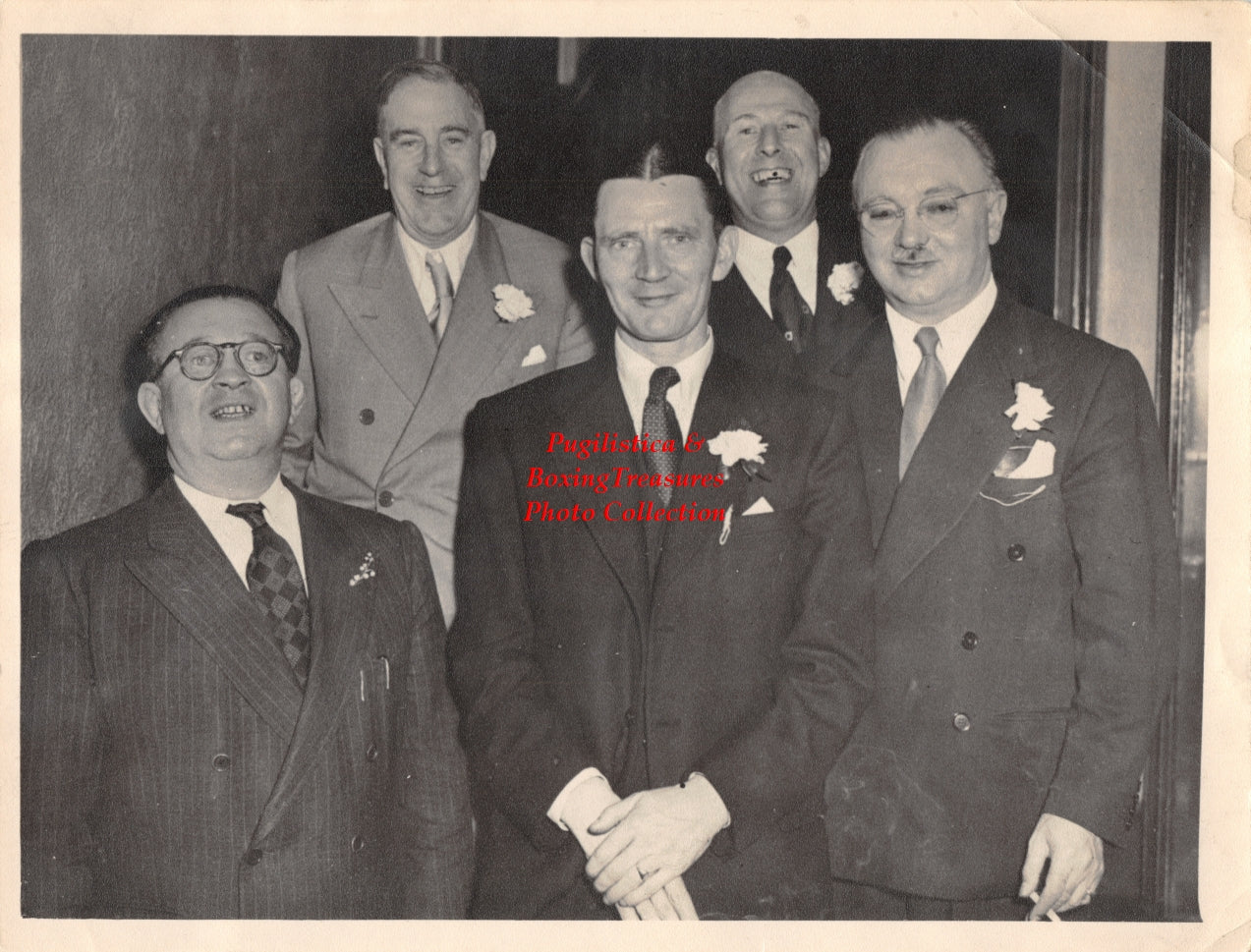 Boxing Photo #839 - Bobby Diamond and other British Boxing Fight Figures