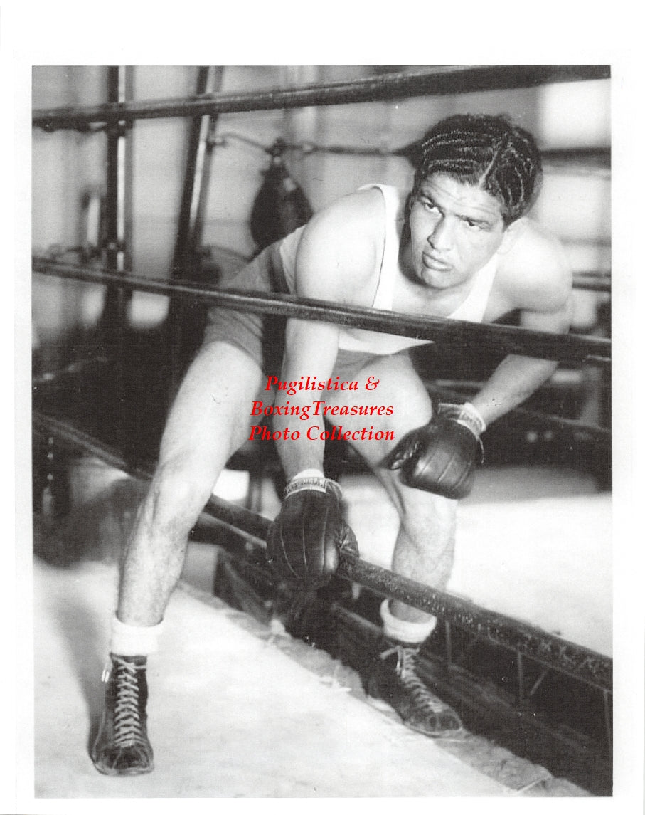 Boxing Photo #941 - Abie Miller