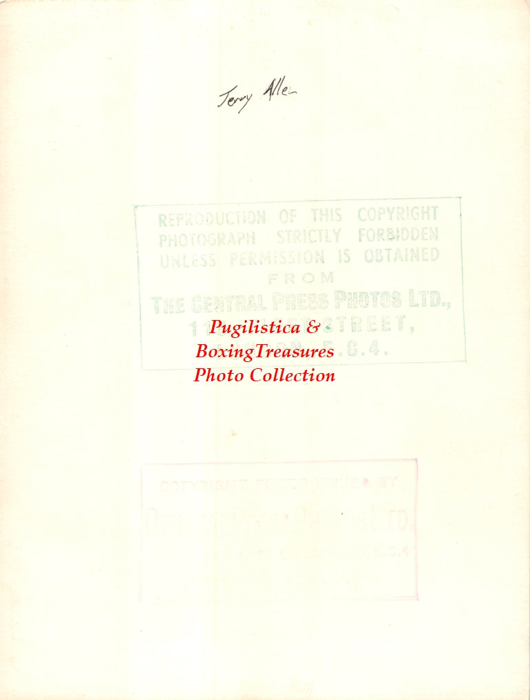 Boxing Photo #1068 - Terry Allen