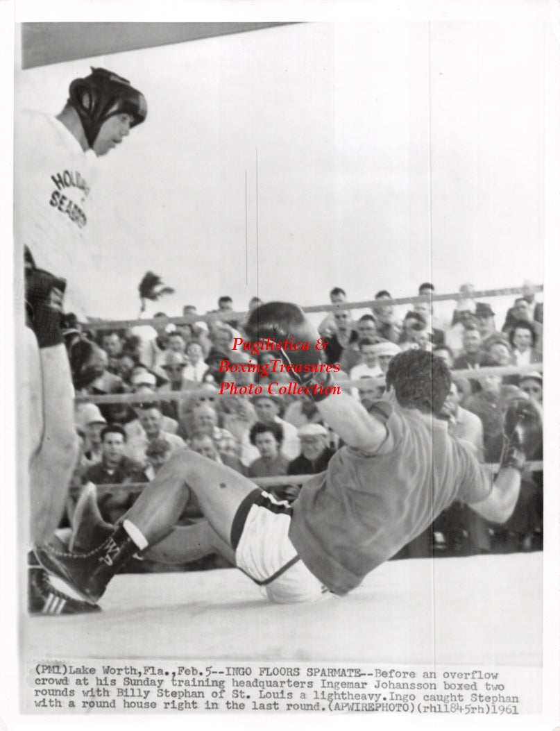 Boxing Photo #1415 - Ingemar Johansson sparring Billy Stephan - Vintage 1961 Wire Photograph