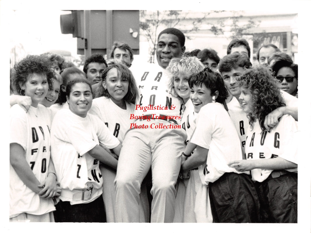 Boxing Photo #1391 - Frank Bruno - Vintage 1987 Press Photograph