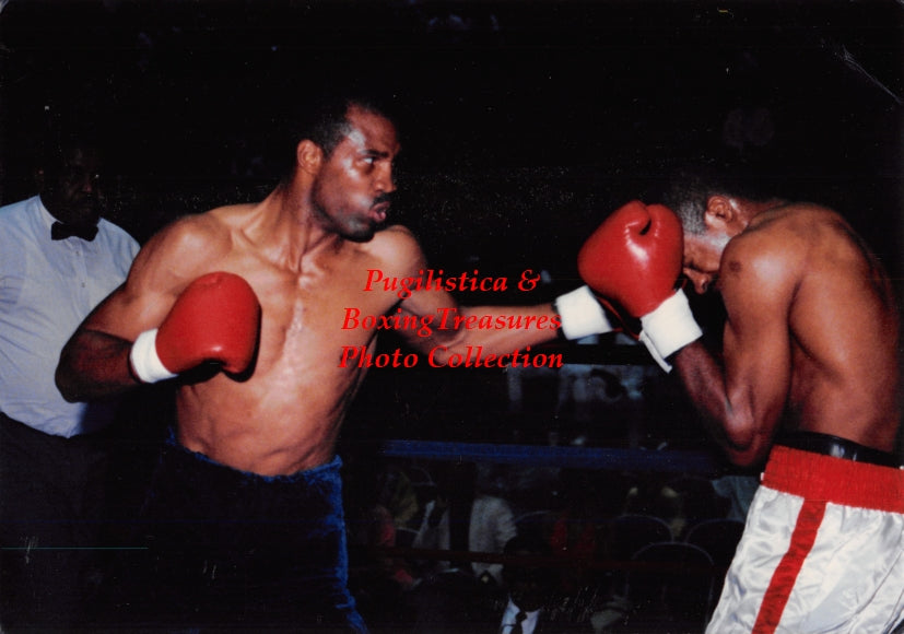 Boxing Photo #1171 - Percy Harris vs. Aaron Smith