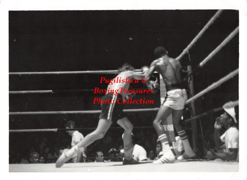 Boxing Photo #987 - Steve Whetstone vs. Cornbread Williams - Nassau, Bahamas