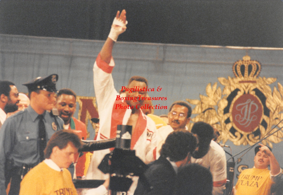 Boxing Photo #1296 - Larry Holmes vs. Ray Mercer 1992 Vintage Snapshot Photograph