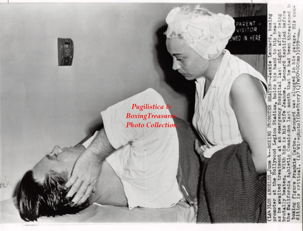 Boxing Photo #1400 - Jackie Leonard - Boxing Promoter Beaten by Mobsters - Vintage 1959 Wire Photograph