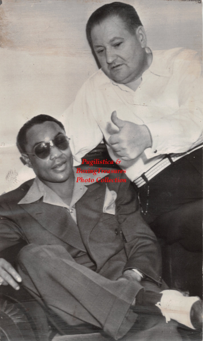 Boxing Photo #1417 - Henry Armstrong and Eddie Mead - Vintage 1939 Press Photograph