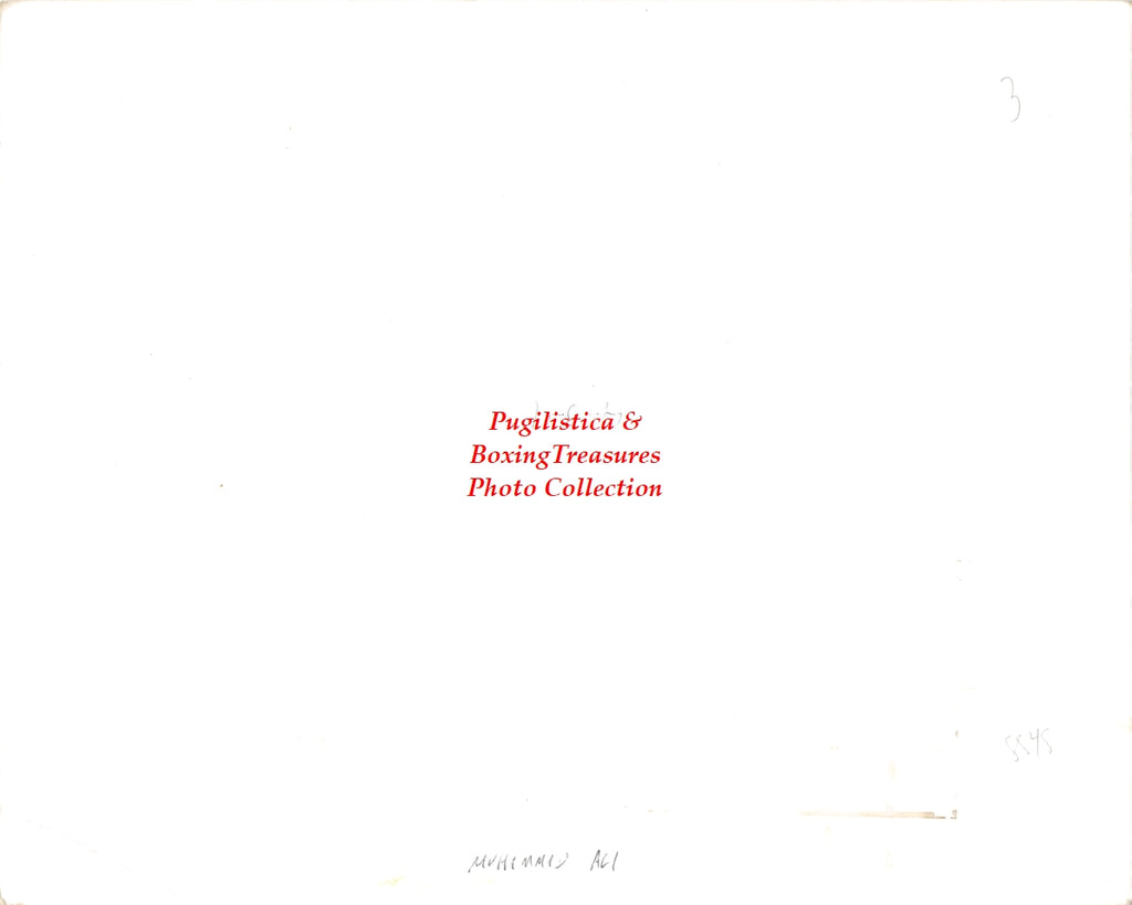 Boxing Photo #1099 - Muhammad Ali in truck at a Kroger's