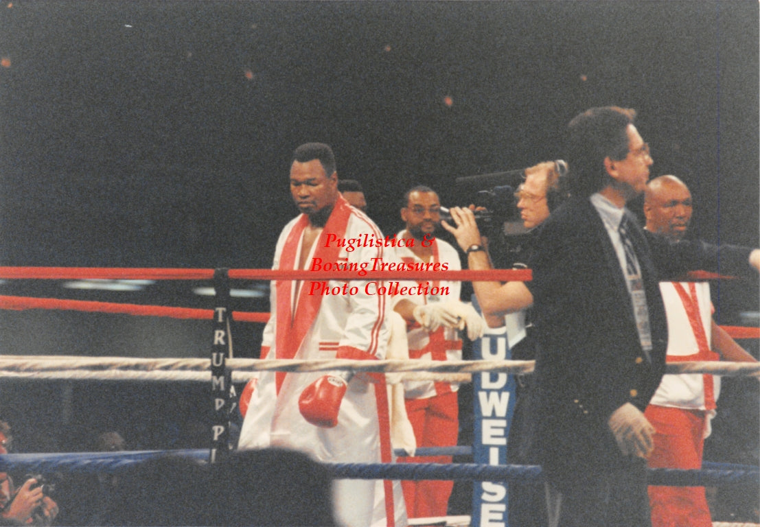 Boxing Photo #1372 - Larry Holmes vs. Ray Mercer 1992 Vintage Snapshot Photograph