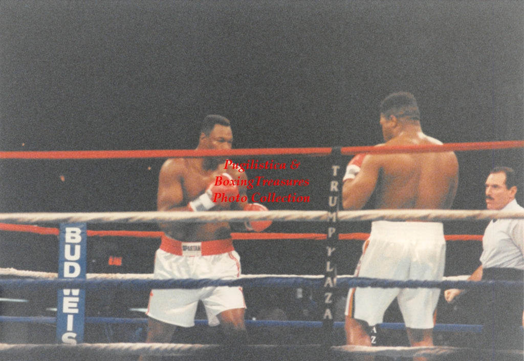 Boxing Photo #1366 - Larry Holmes vs. Ray Mercer 1992 Vintage Snapshot Photograph