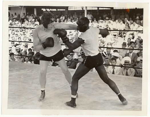 Tommy Farr & Roscoe Manning sparring - Vintage 1937 Boxing Press Photograph